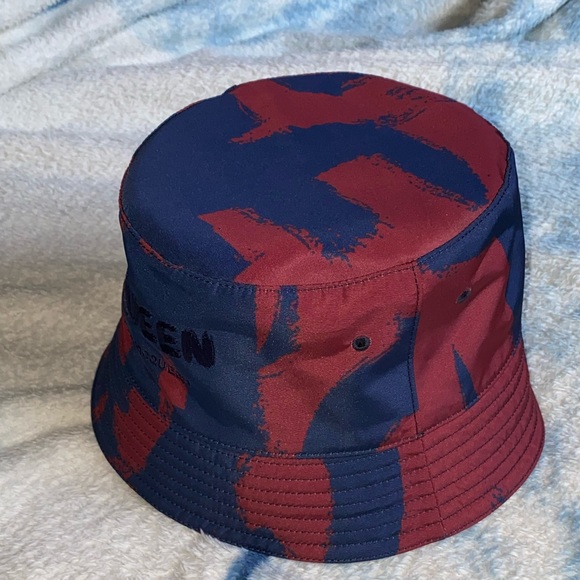 Alexander McQueen Navy - Picture 9 of 16